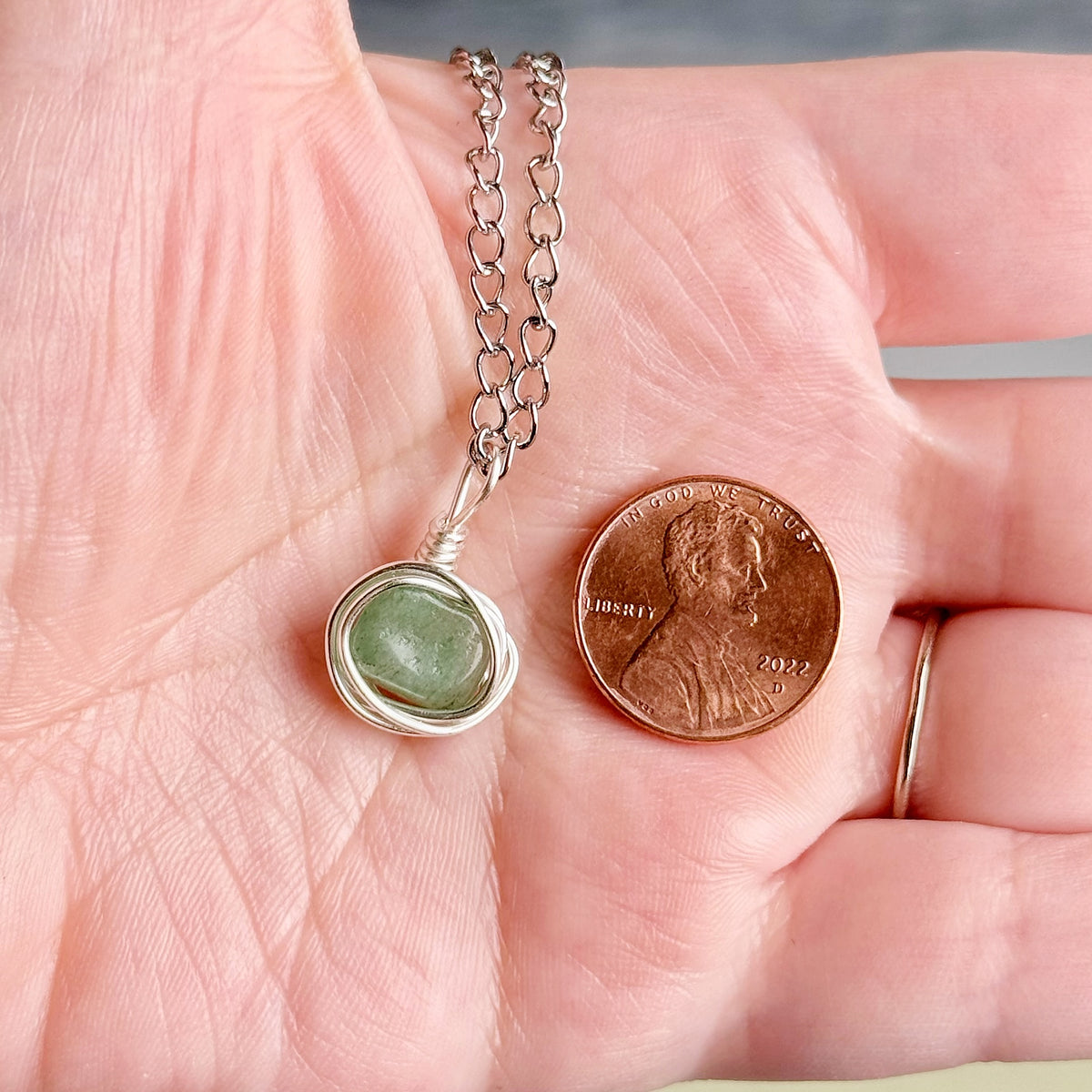 Emerald Tides Neckace - Aventurine Stone Pendant